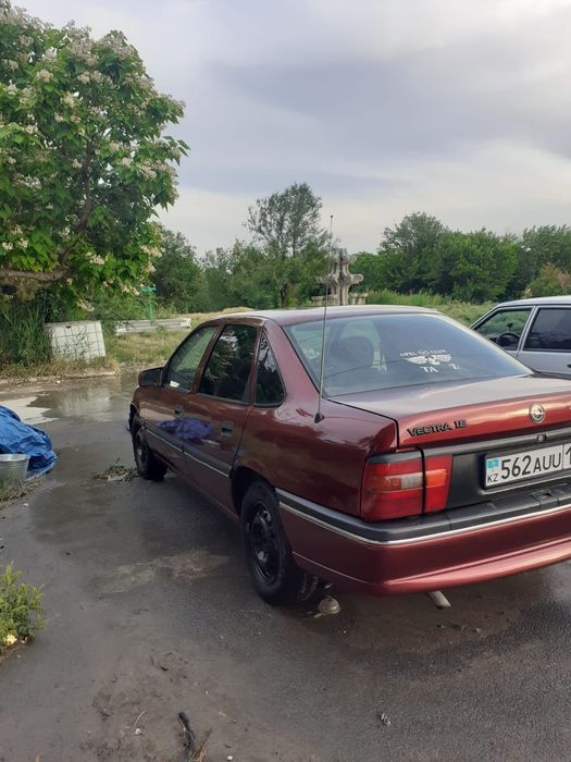 Опель вектра 1.8