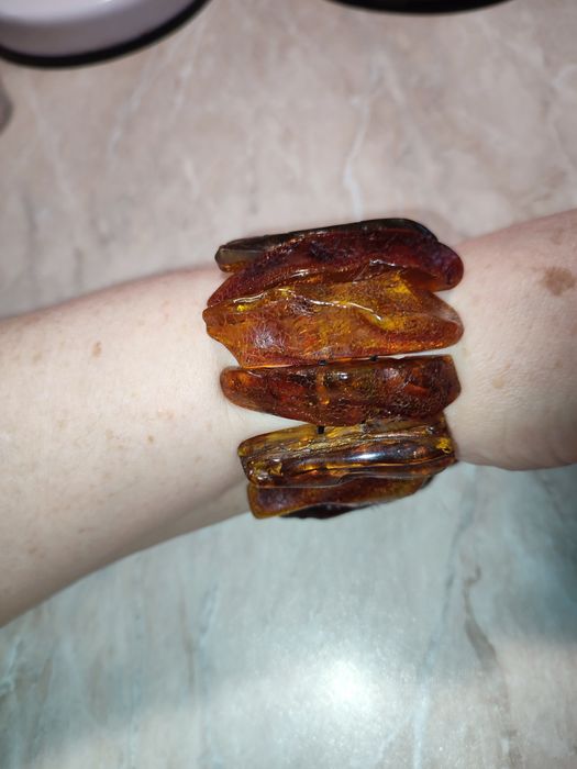 Браслет из янтаря