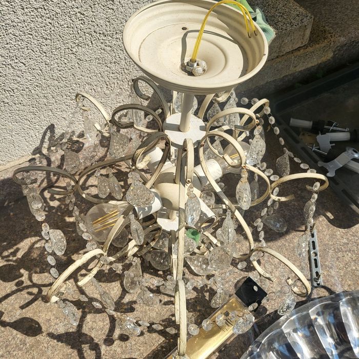 2 lustre cristal  puțin folosite în stare buna