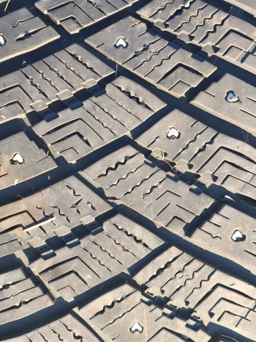 Шипованные шины Goodyear