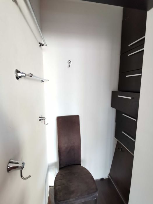 Двустаен под наем ж.к. Иван Вазов - Център