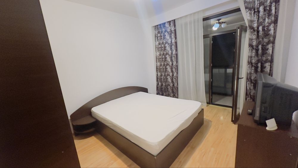 PROPRIETAR vand APARTAMENT 2 camere decomandat