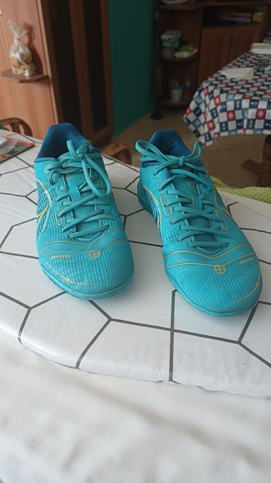 Футболни обувки Nike р-р 37,5