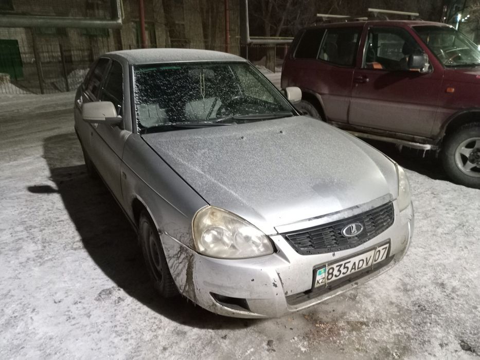 Продам Приору 2012 года