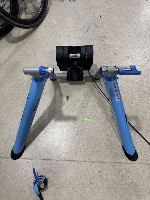 Велостанок Tacx