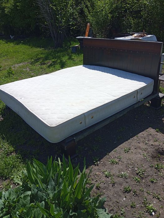 Продам кровать шикарную