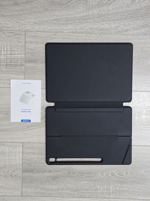 Husă cu tastatură Samsung Galaxy Tab S10 FE+ – Tastatură retroiluminat