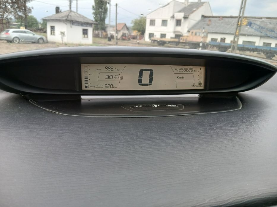 Citroen c4 1.6 hdi anul 2007 perfect fuctional
