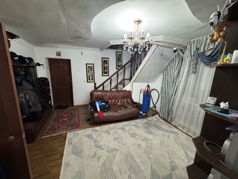 Продам дом с доходом