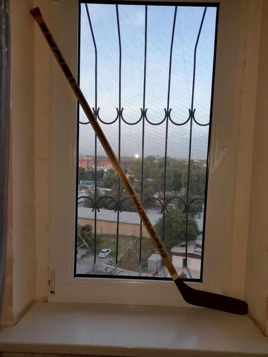 Продам Российский Хоккейный Клюшка