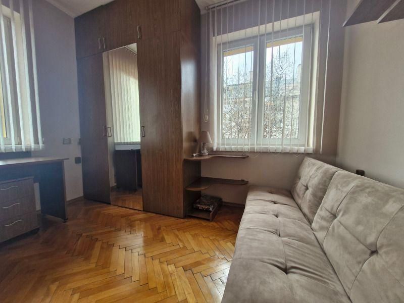 Тристаен апартамент под наем в ж.к. Лагера, 2218145