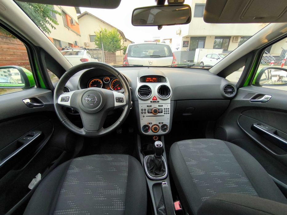 OPEL Astra 2012 — imagine 5