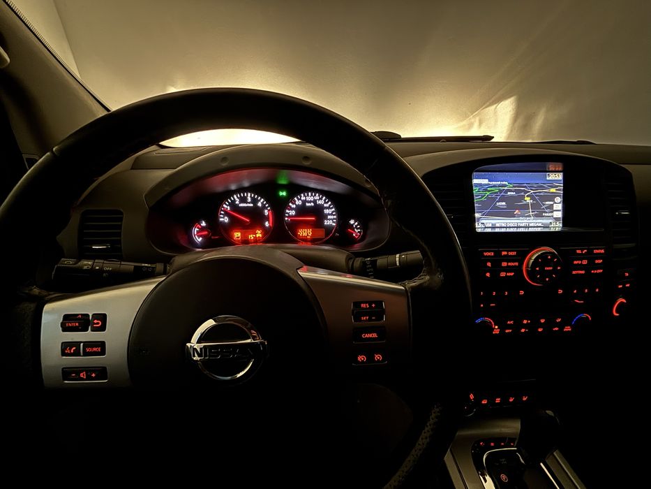 Vând Nissan Navara 2013, 3.0  V6 automat,,,Utilitară’’