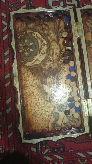 Продам нарды ручной роботы