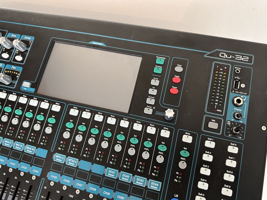 Mixer digital Allen&Heath QU32