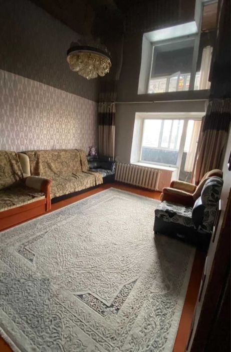 Продается 2- комнатная квартира на микрорайоне 11а.