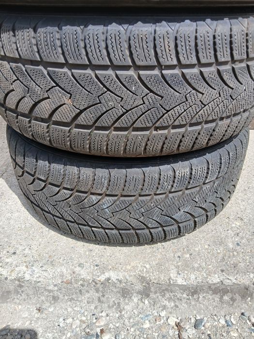 Jante aliaj R17,  5x112,  originale Audi echipate cu anvelope de iarnă M+S 225/50/R17  Două bucăți Yokohama 2020 si doua bucăți Platin 2021