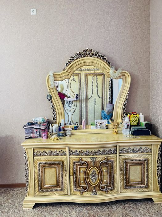 Спальная гарнитура