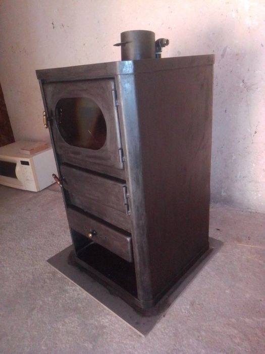 Камина с водна риза