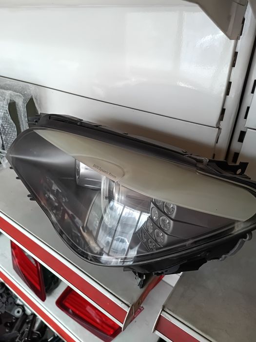 Фара на BMW  7 серии (F01)