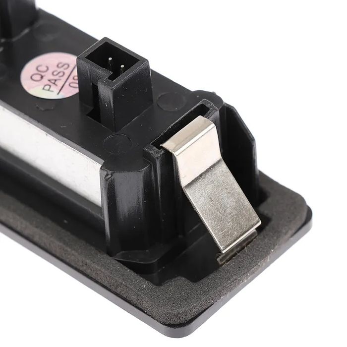 Becuri lampi led numar BMW seria 3/5 E90 E91 E60 E61 X1 X5 X6 F10 F25