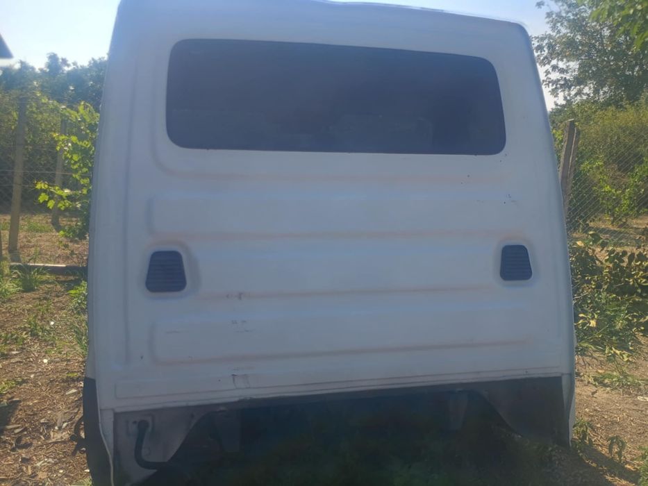 Usa oglinda geam cabina pompa frana luneta ornament Iveco daily 2015