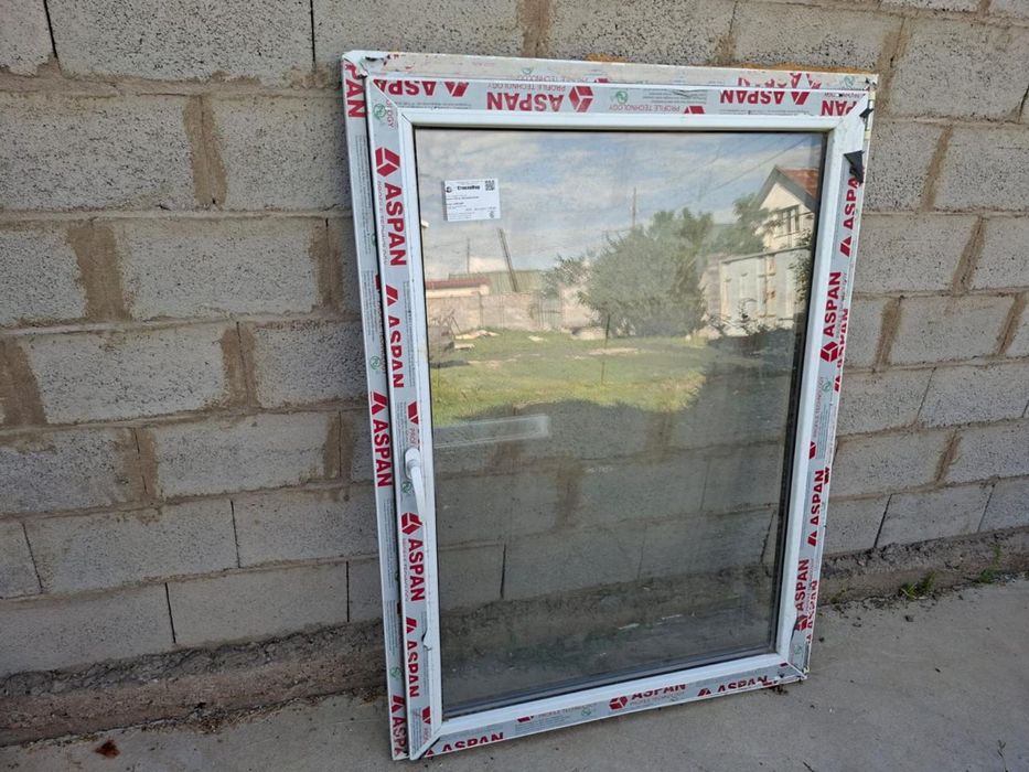 Продам пластиковое окно
