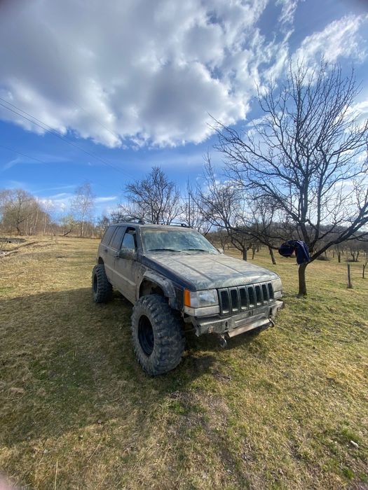 Dezmembrez jeep grand cherokee