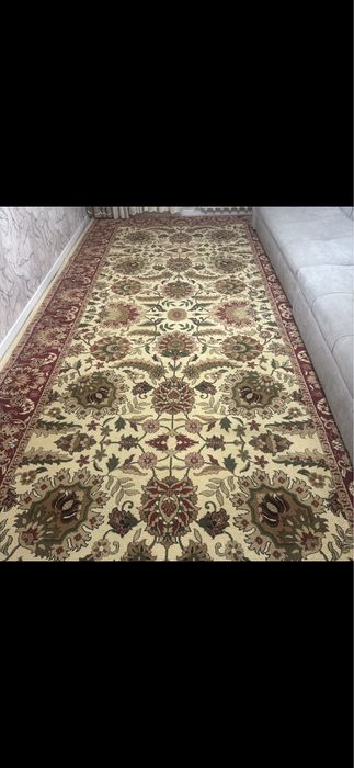 Продам ковер 5*2,5