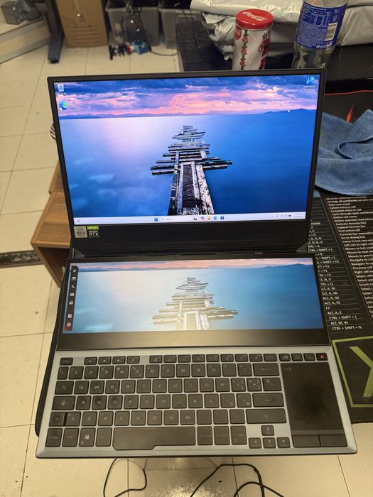 ASUS ROG Zephyrus Duo 15 i9 RTX 2080 Super 32GB SSD 2TB