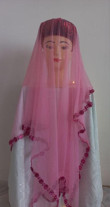 Продаются фата и диадема для невесты