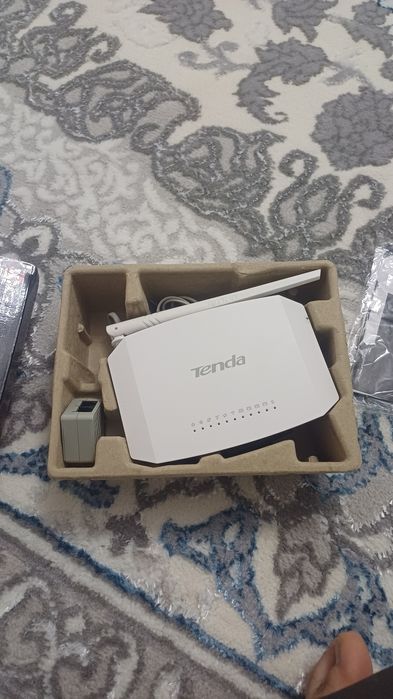 Роутер Tenda d151