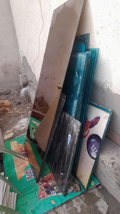 Shisha sotiladi rasmdagilar