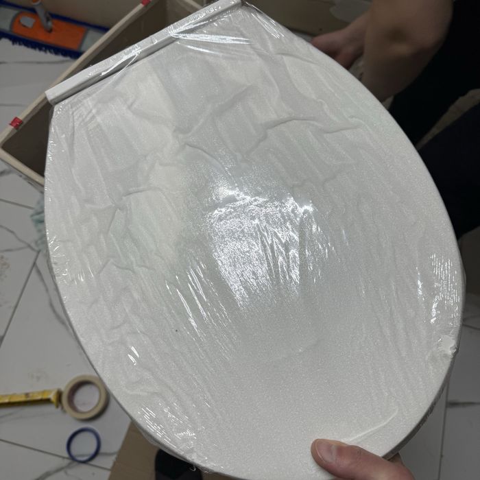 Продается напольный унитаз , новый