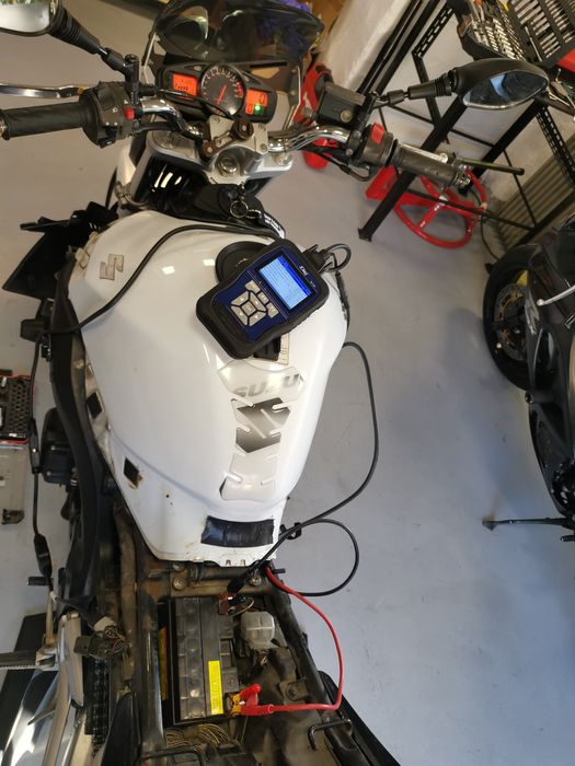 Vopsit Moto, Cauciucuri motor, Reparatii m