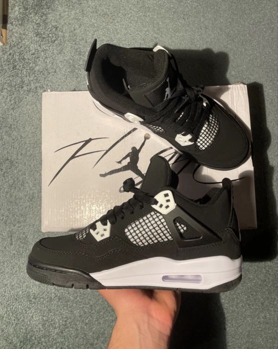 Jordan 4 Retro Black White Marimea 38, 39