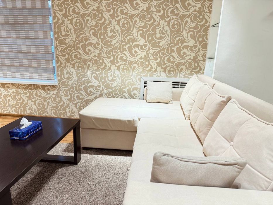 Посуточно Ц-5 самый центр спальный район