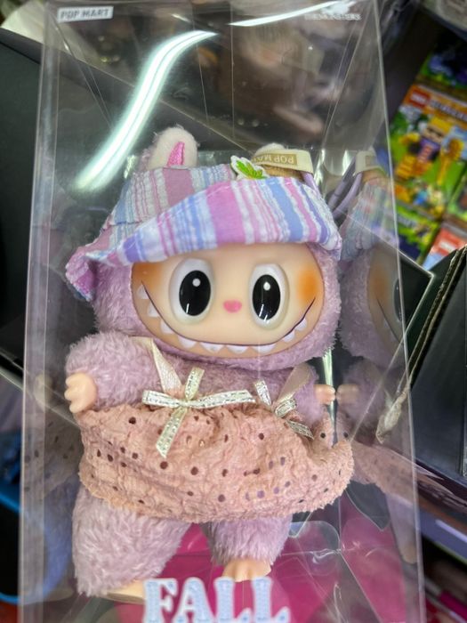 Лабубу в одежде