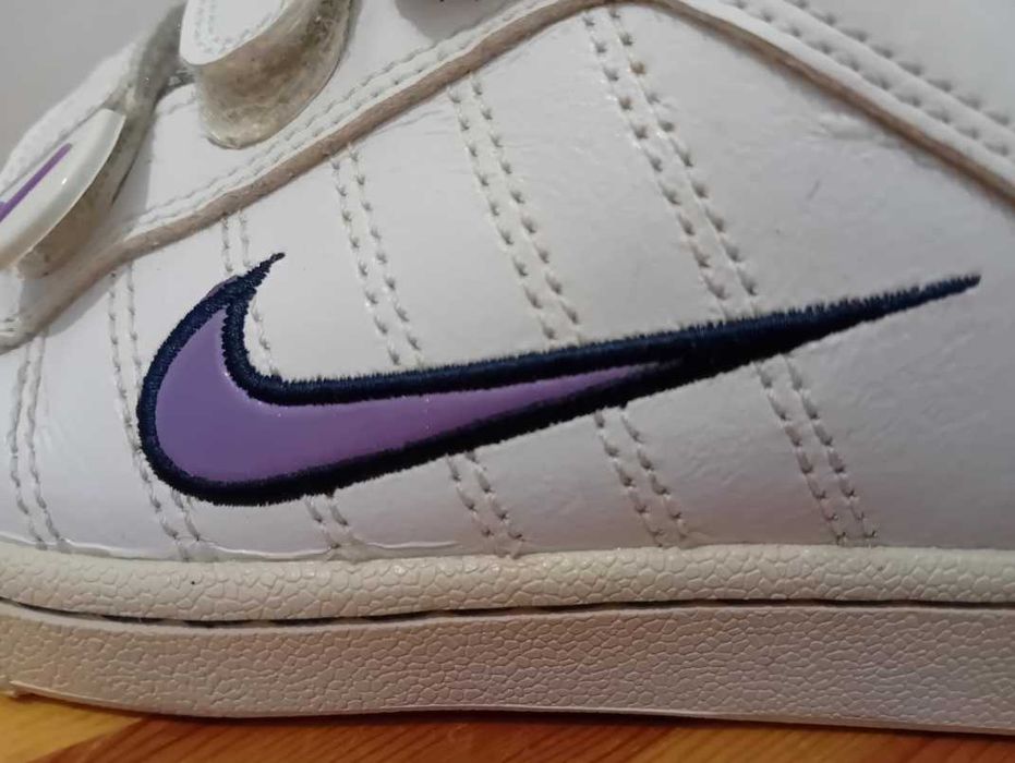 Оригинални маратонки Nike