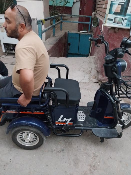 Скутр LARGO MOTORS отличный