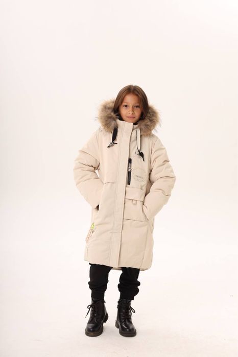 куртка для девочек. р: 140, 146, 152, 159