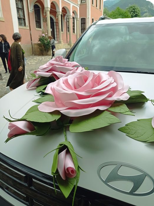 Украса за кола, стена.