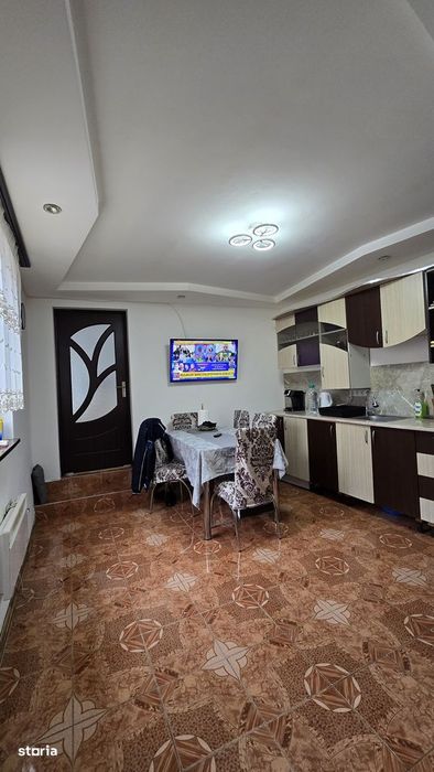 Casă cu 3 camere pe Moșnei în Mediaș