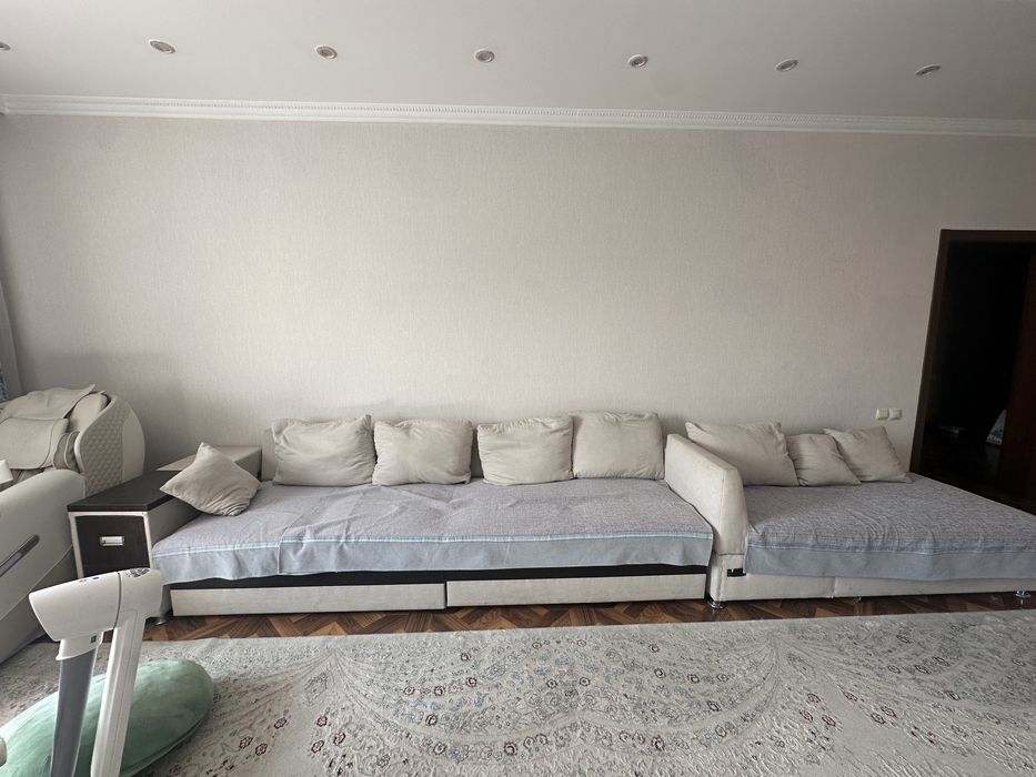 Продам диван в отличном состоянии.