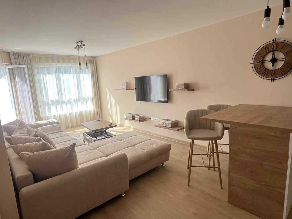 Дава се под наем Тристаен апартамент в Пловдив, Остромила - 100 кв.м за 612 € - Снимка #5