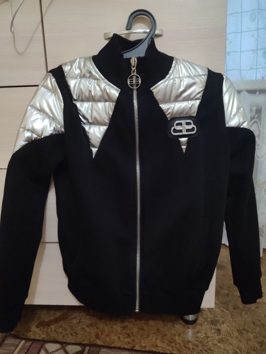 Продам кофта в отличном состоянии