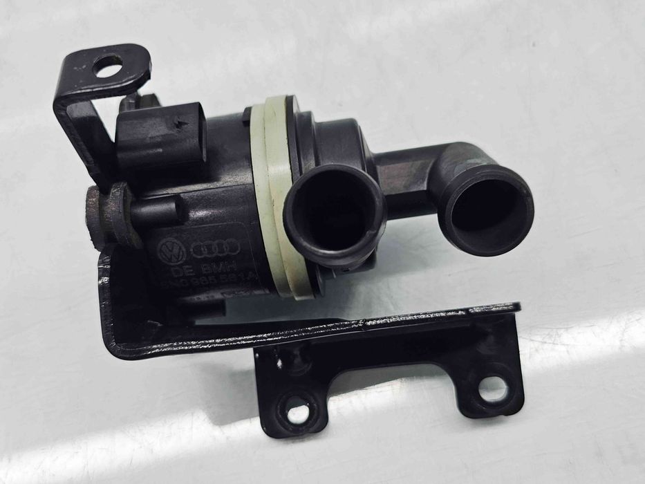Pompa recirculare apa Audi A4 (8K2, B8.5) Facelift [Fabr 2008-2015] 5N