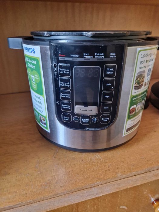 Мултикукър Philip HD2237/40