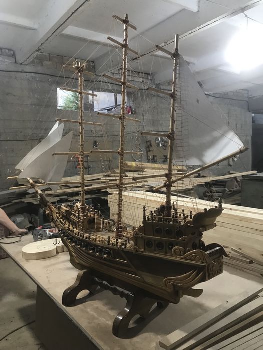 Корабль из настоящего дерева