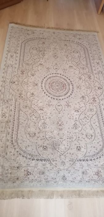 Продается шелковый ковер